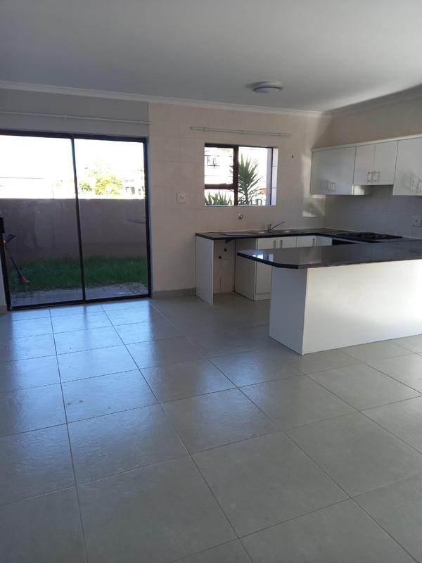 To Let 2 Bedroom Property for Rent in Sunningdale Western Cape